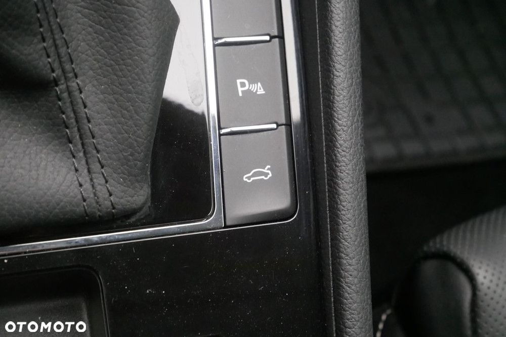Skoda Superb 2.0 TSI 4x4 L&K DSG - 18