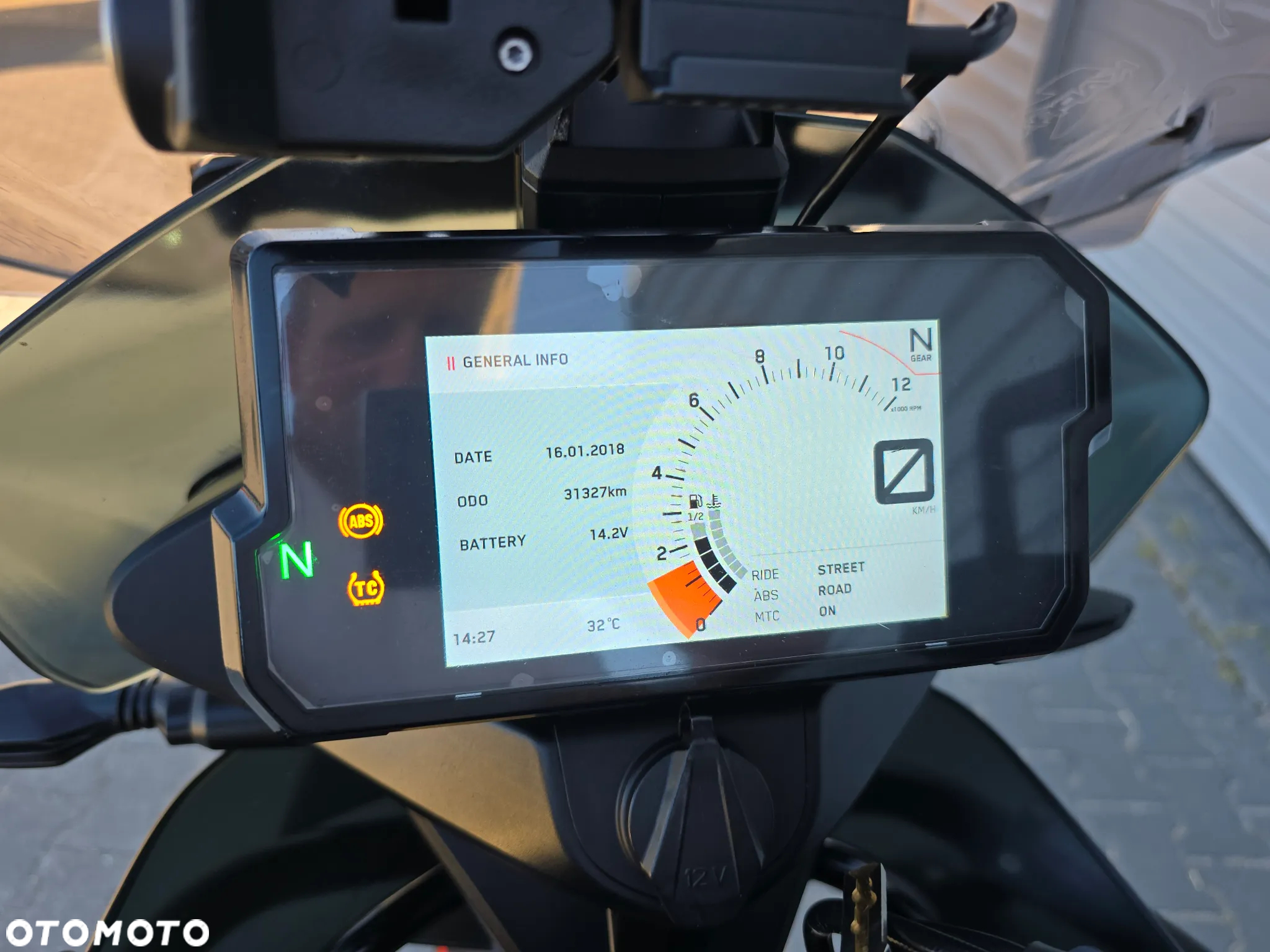KTM Adventure - 20