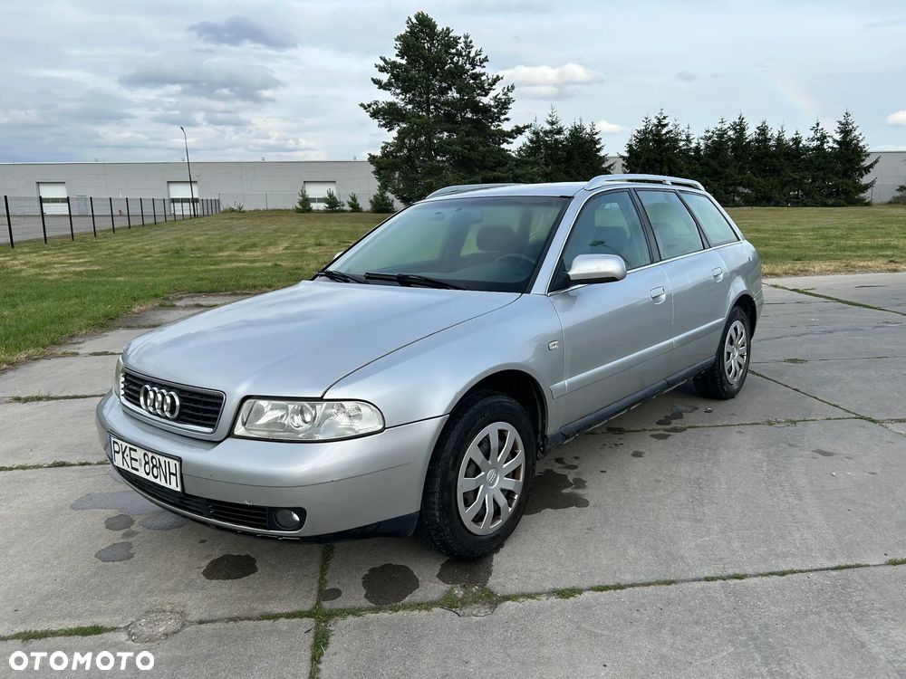 Audi A4 Avant - 1