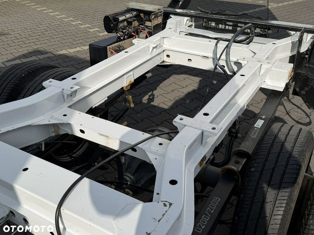 Mercedes-Benz Sprinter - 8