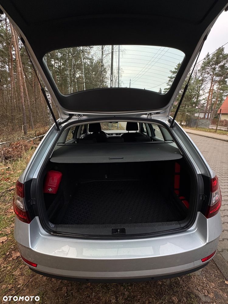 Skoda Octavia 2.0 TDI Drive DSG - 23