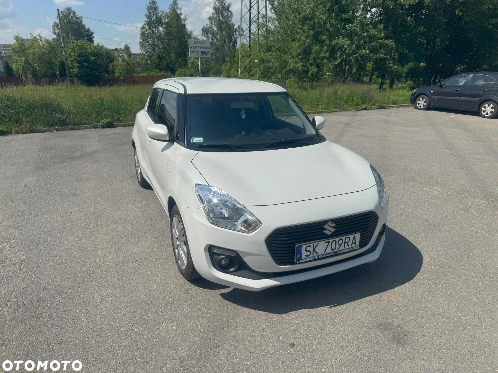 Suzuki Swift - 1