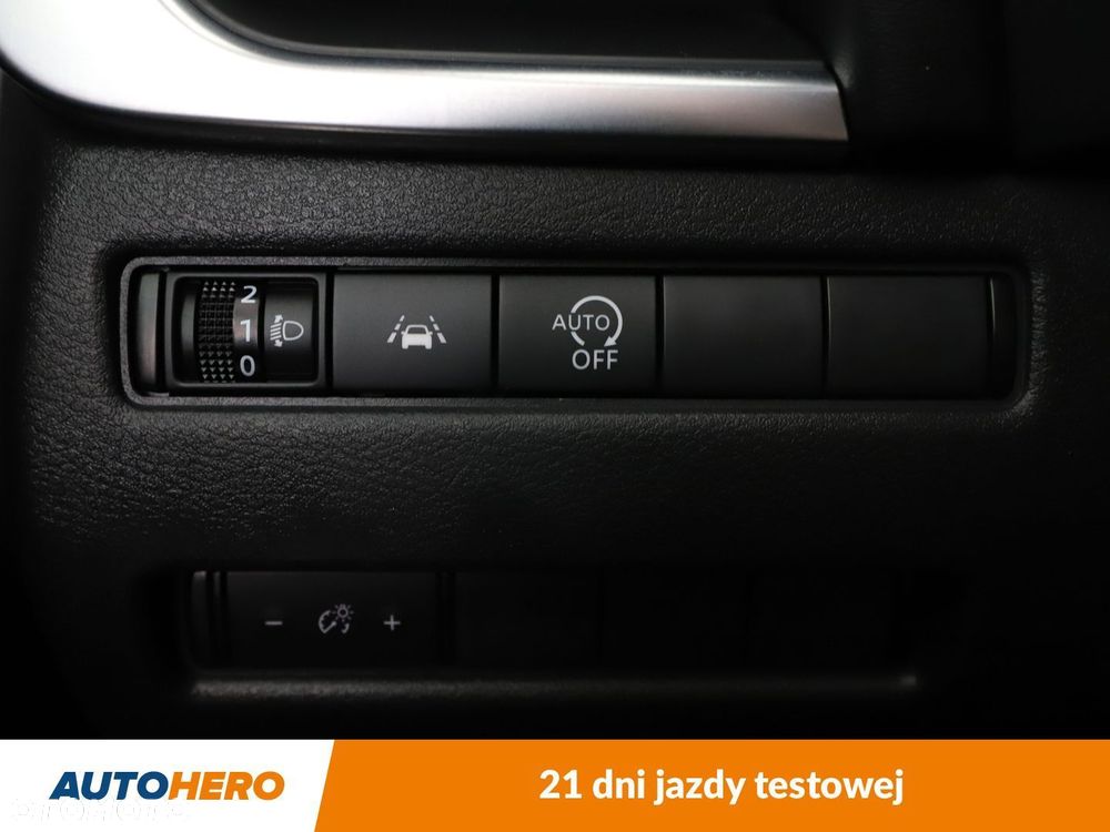 Nissan Qashqai 1.3 DIG-T MHEV Tekna - 29