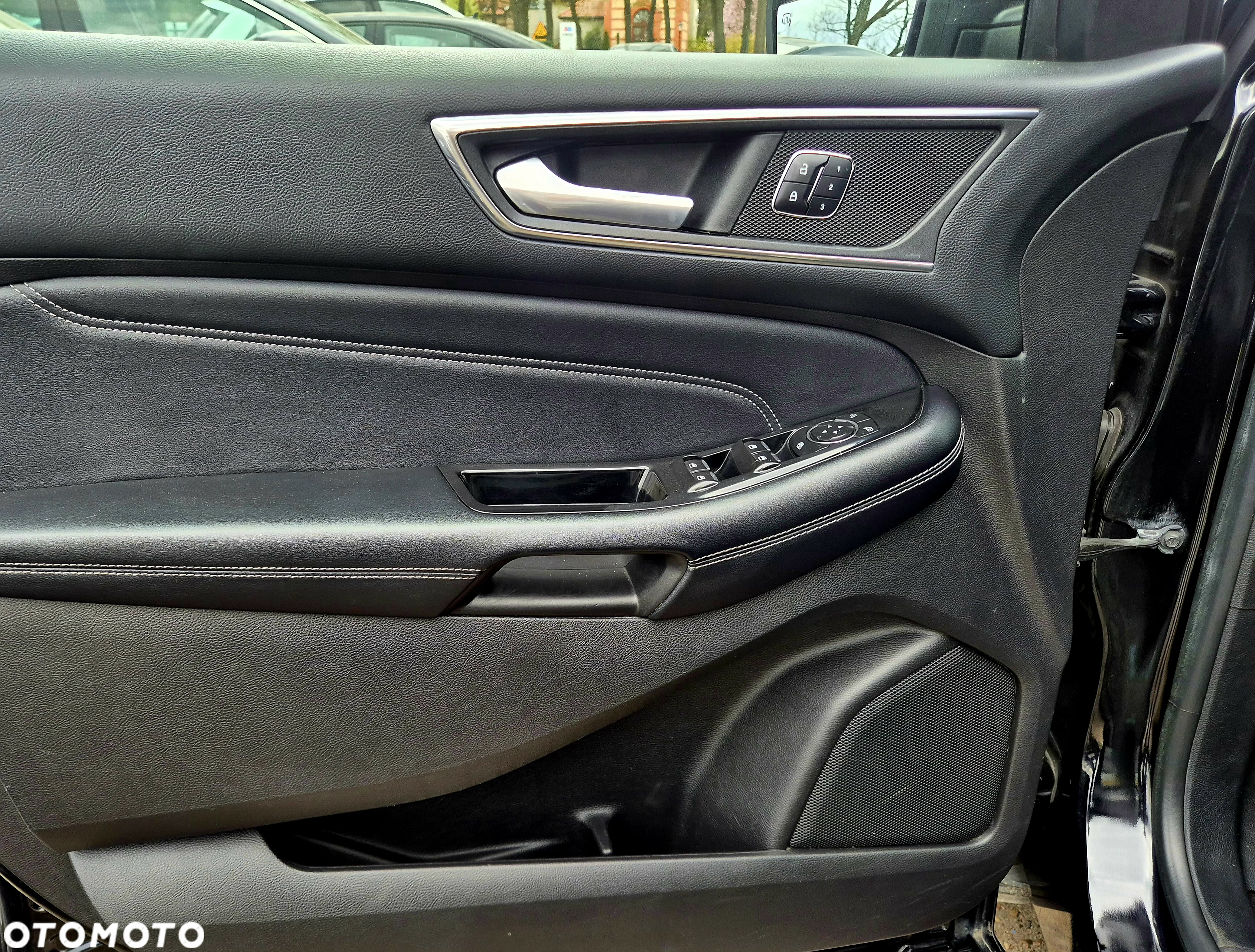 Ford Edge - 10