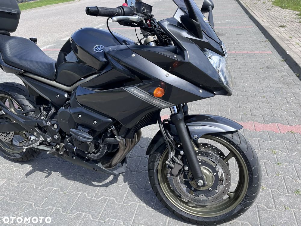 Yamaha XJ - 22
