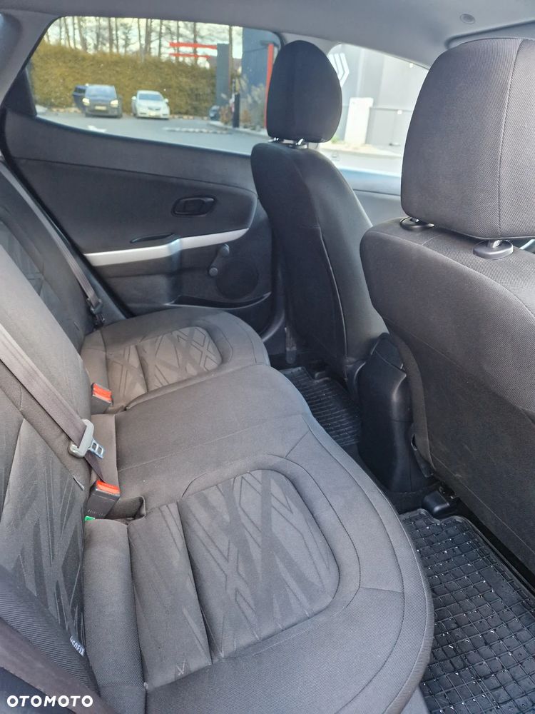 Kia Ceed - 23