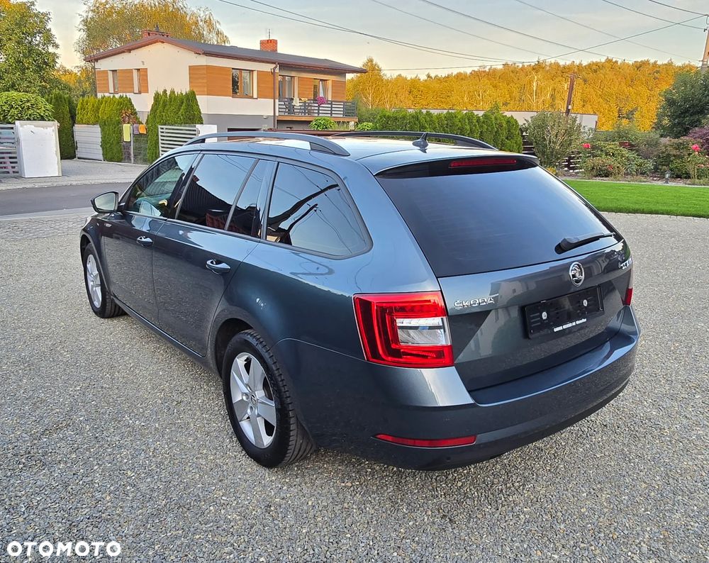 Skoda Octavia - 2