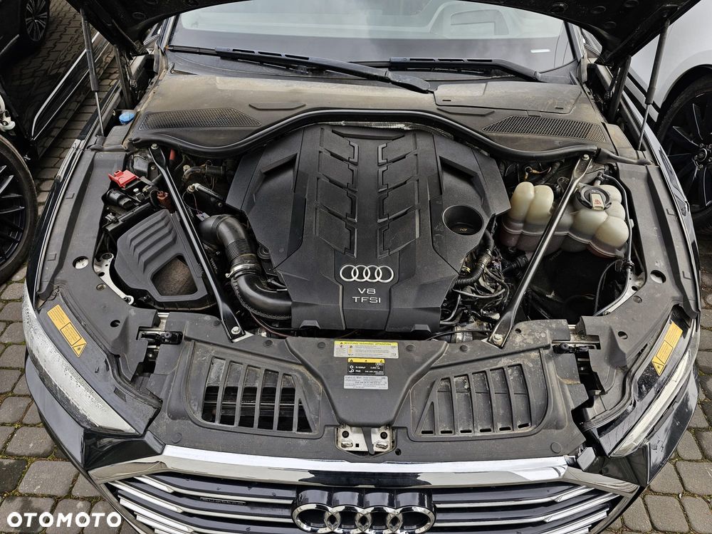 Audi A8 - 32