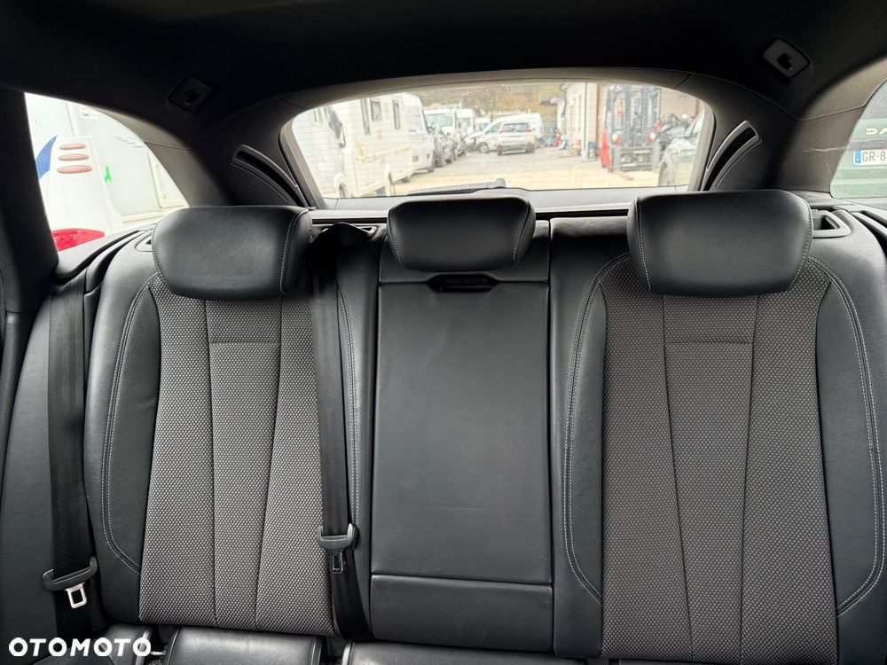 Audi A4 Limousine - 18