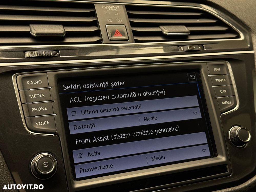 Volkswagen Tiguan - 10