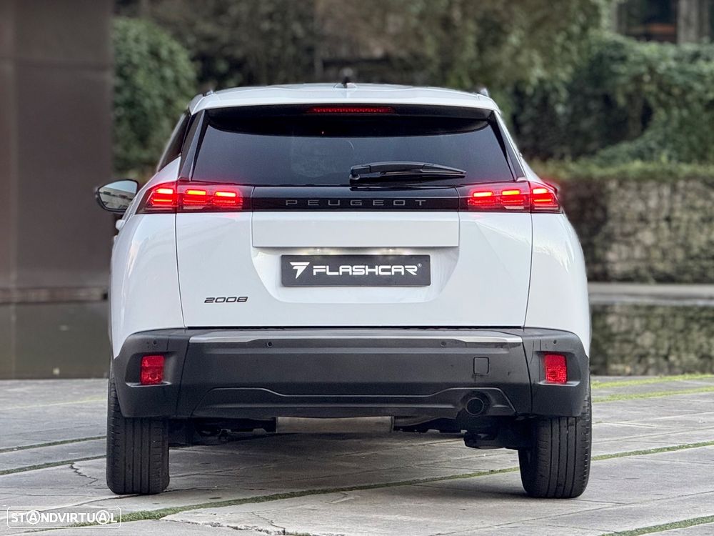 Peugeot 2008 1.2 PureTech Allure Pack - 21