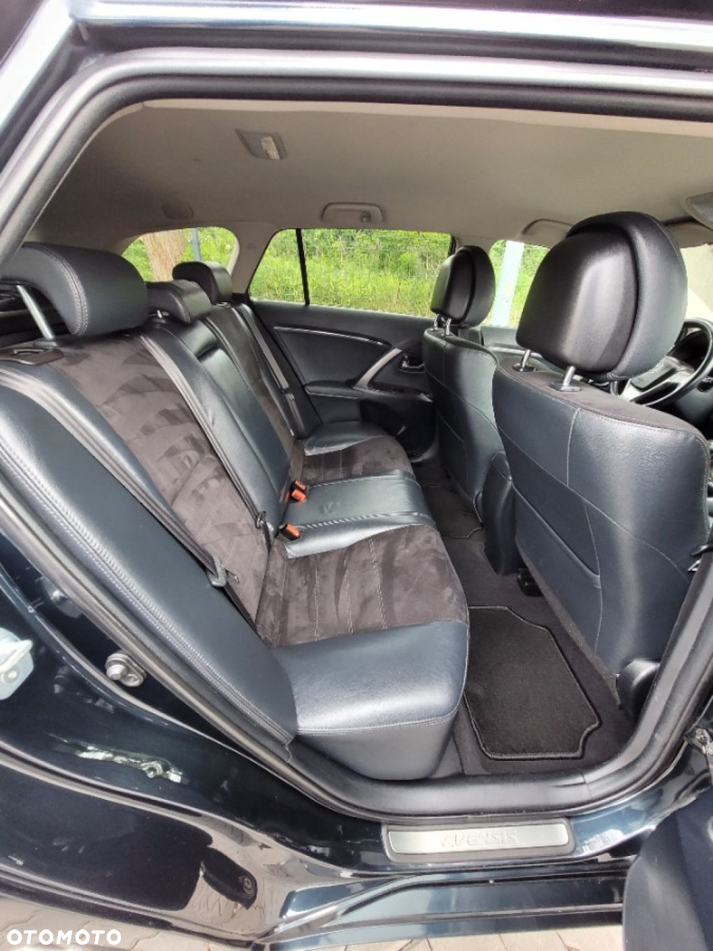 Toyota Avensis - 17