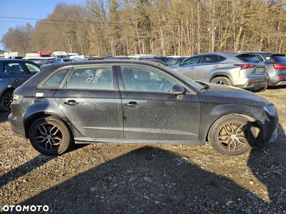 Audi A3 Sportback 1.6 TDI Ambition - 10