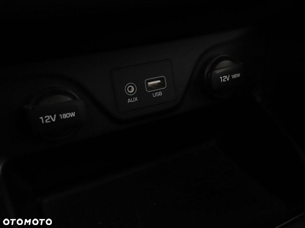 Hyundai Tucson 1.7 CRDI BlueDrive Style 2WD - 28