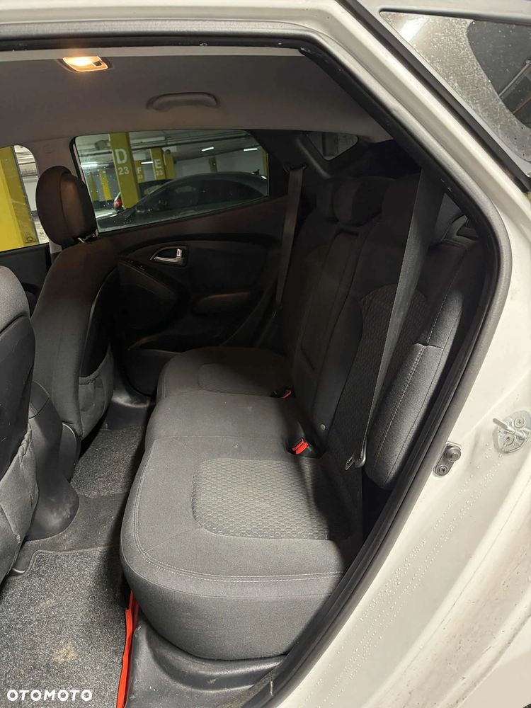 Hyundai ix35 1.7 CRDi Premium 2WD - 12