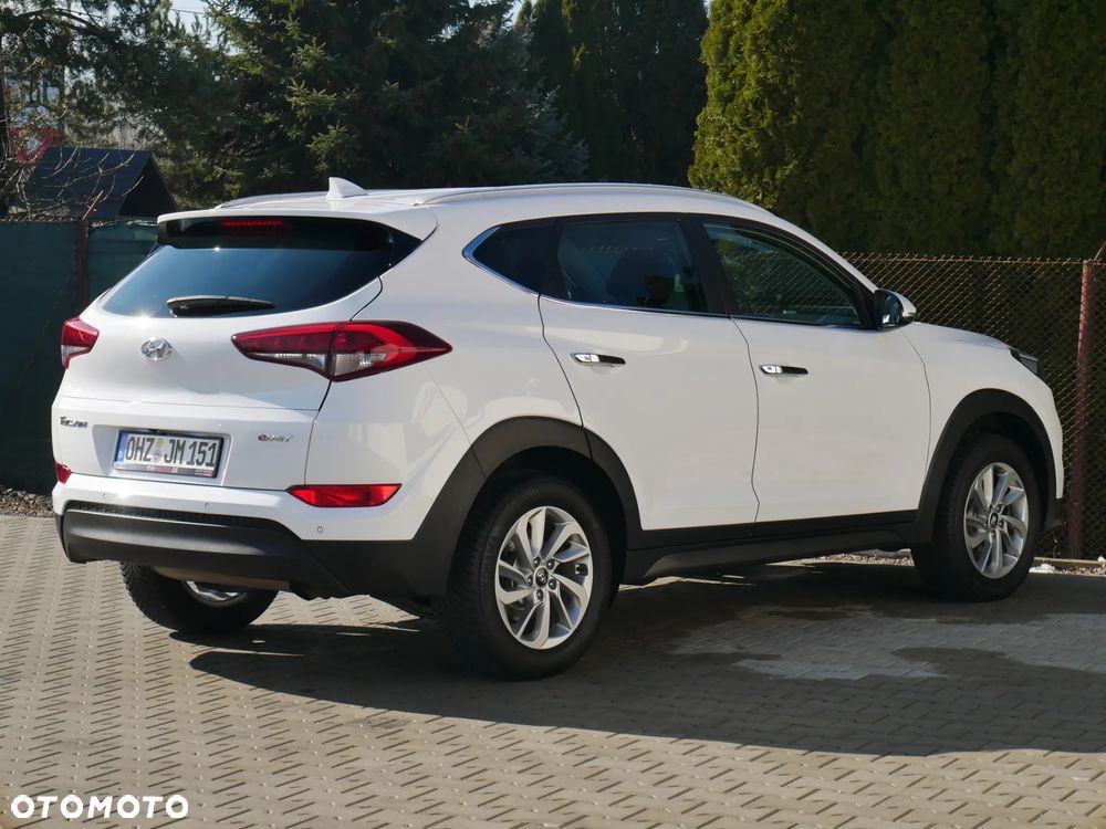 Hyundai Tucson 1.6 GDi 2WD Select - 11