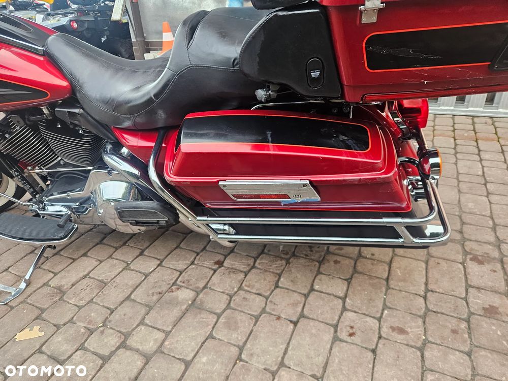 Harley-Davidson FLHTCU Ultra - 10