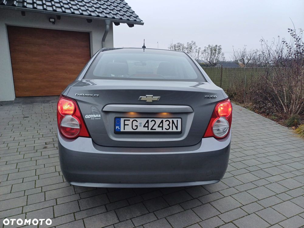 Chevrolet Aveo 1.2 LT - 6