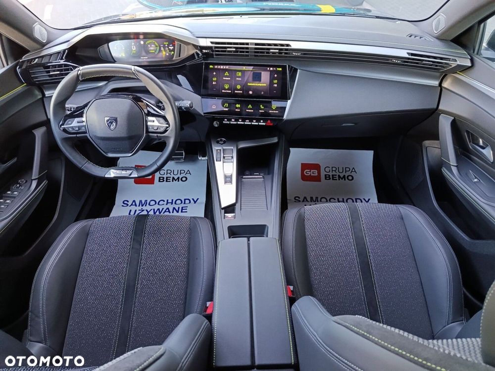 Peugeot 308 - 16