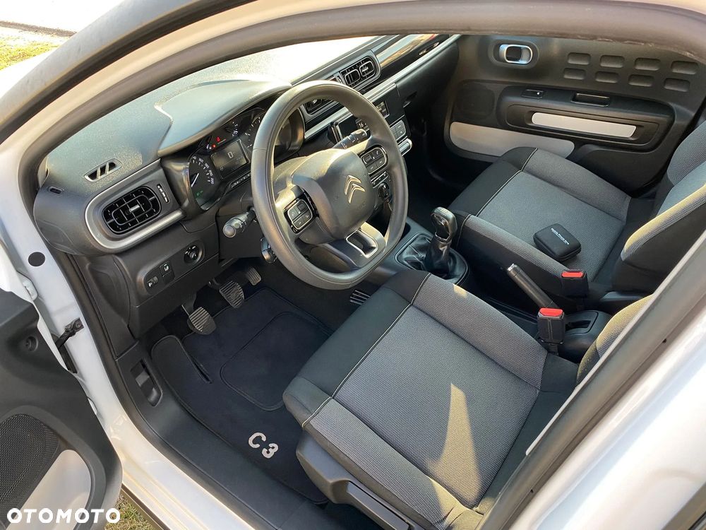 Citroën C3 1.2 PureTech Shine - 10