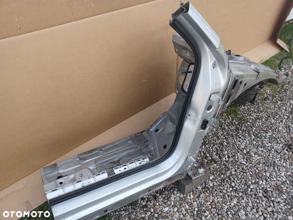 ĆWIARTKA  PRAWY PRZÓD VW PASSAT B8 - 2