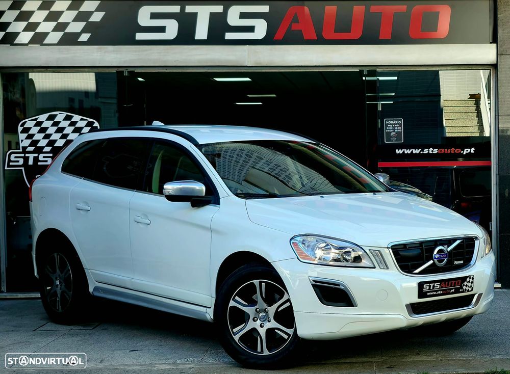 Volvo XC 60 2.0 D3 R-Design Geartronic - 3