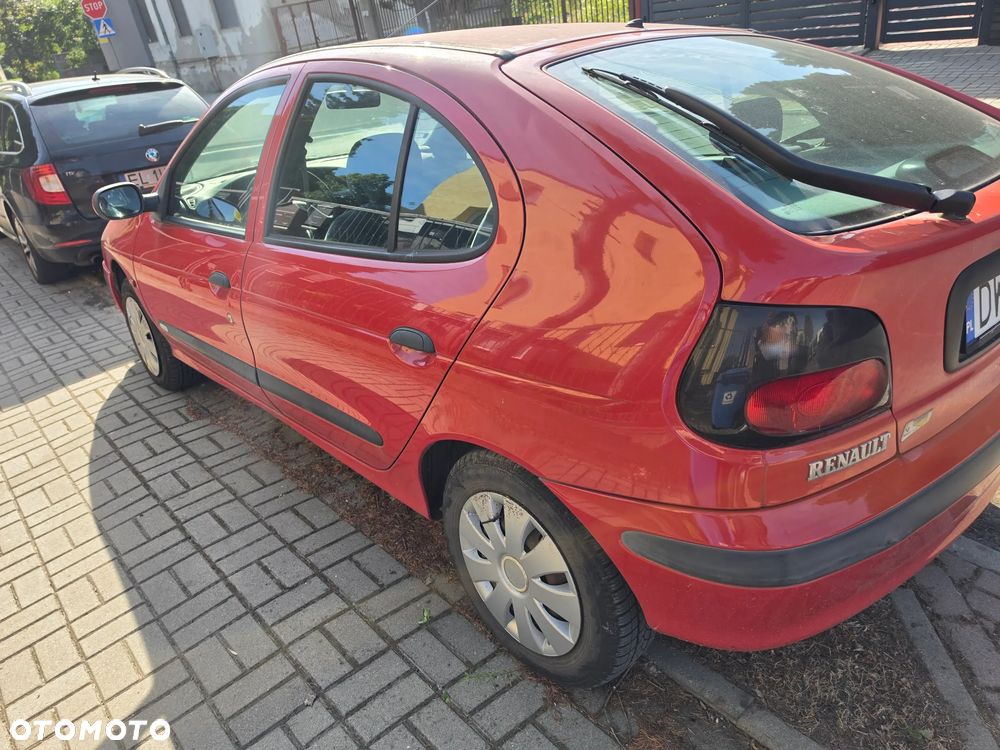 Renault Megane - 5