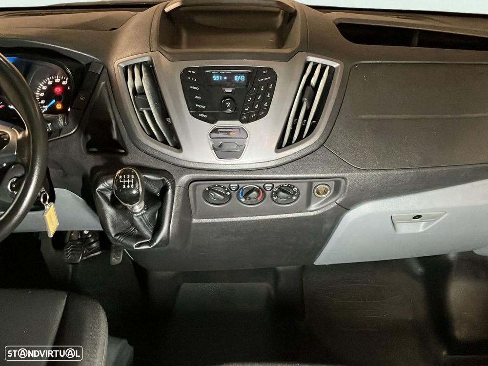 Ford Transit - 9
