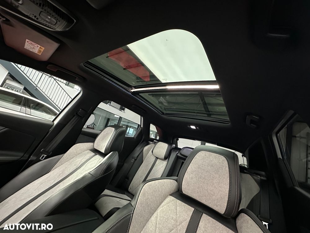 Peugeot 3008 PHEV EAT8 4X4 GT Pack - 25