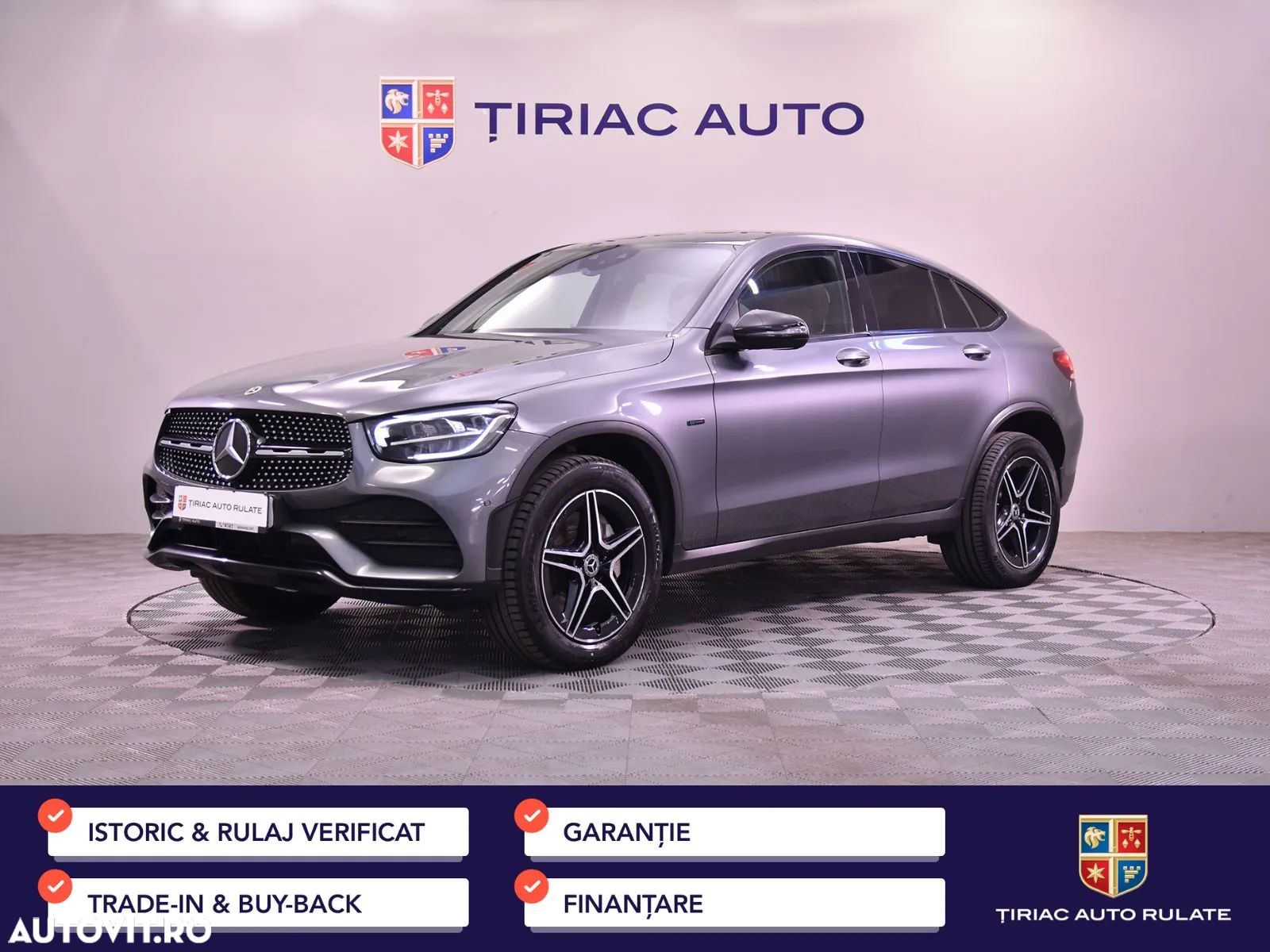 Mercedes-Benz GLC Coupe 300 e 4Matic 9G-TRONIC AMG Line - 1