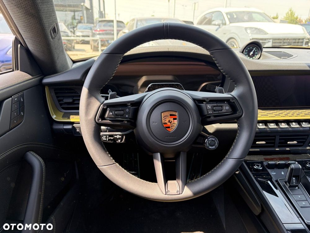 Porsche 911 - 19