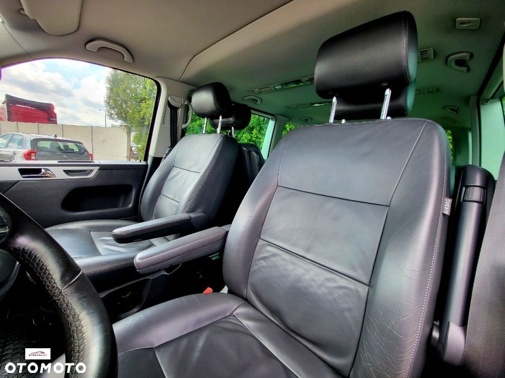 Volkswagen Multivan - 13