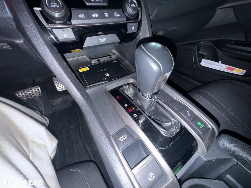 Honda Civic 1.5 VTEC Turbo CVT Sport Plus - 13