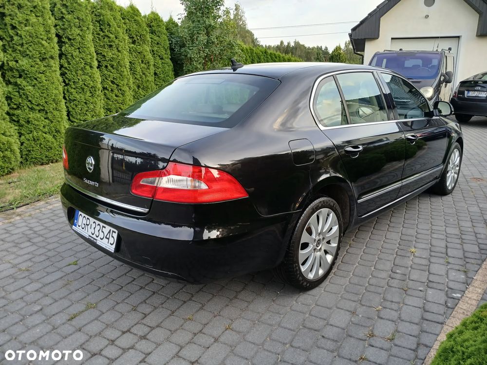 Skoda Superb 2.0 TDI Exclusive - 13