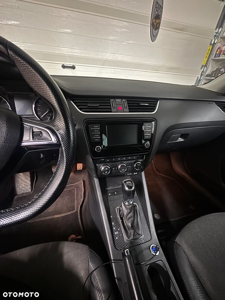 Skoda Octavia 2.0 TDI Edition DSG - 11