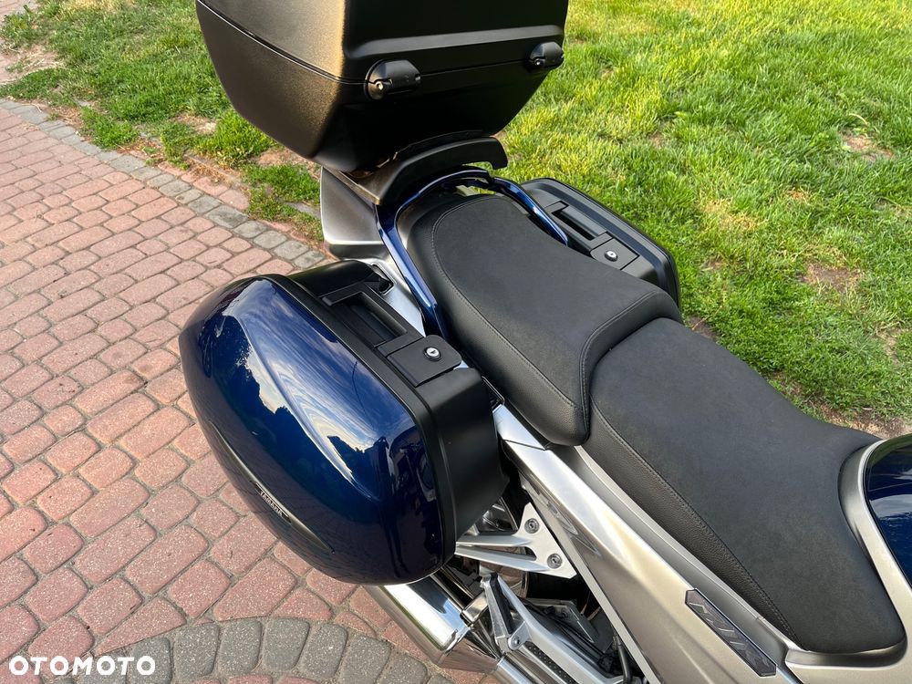 Yamaha FJR - 20