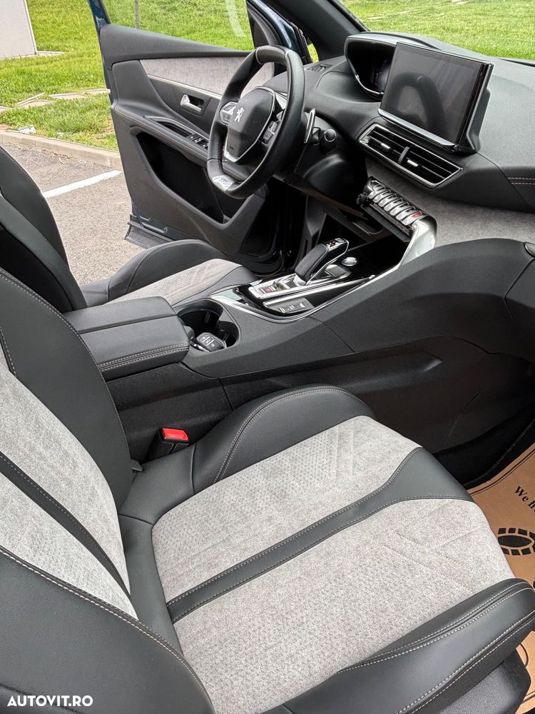 Peugeot 3008 225 e-EAT8 GT - 16