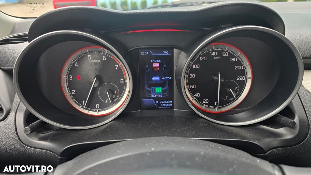Suzuki Swift M-Hybrid 1.2 Passion - 3