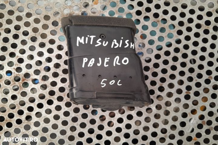 GRILA VENTILATIA BORD DREAPTA  MX1253 Mitsubishi Pajero - 2