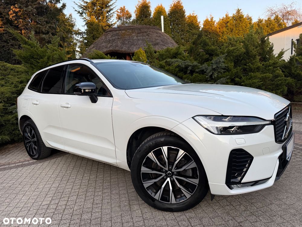 Volvo XC 60 B4 D Ultimate Dark - 11