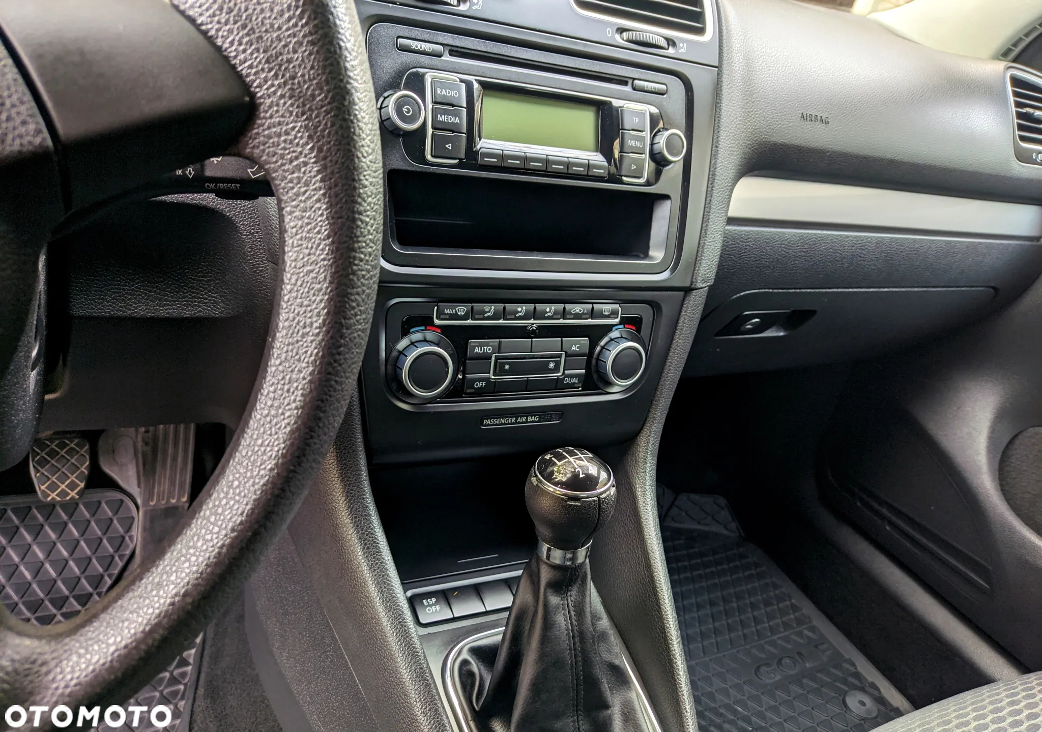 Volkswagen Golf - 19