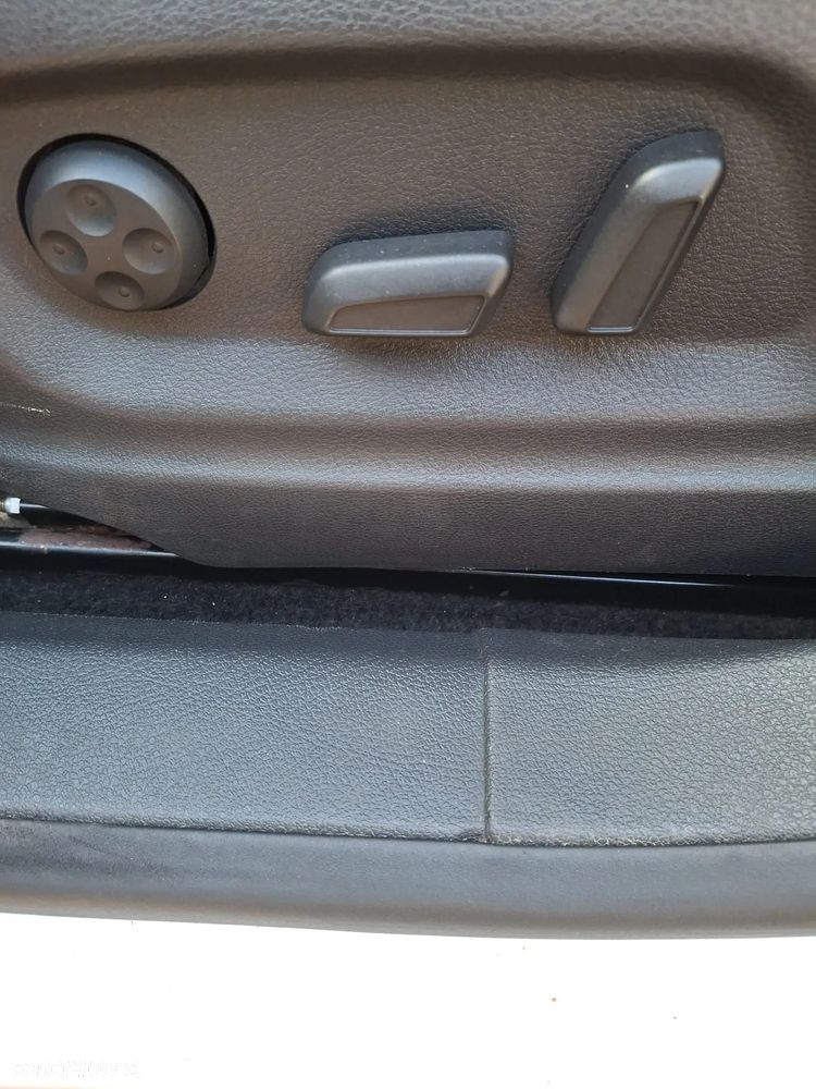 Volkswagen Tiguan - 14