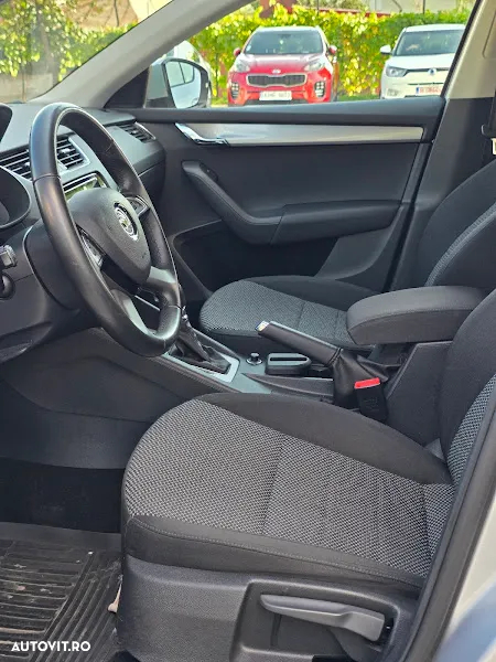 Skoda Octavia 1.2 TSI AMBITION DSG - 31