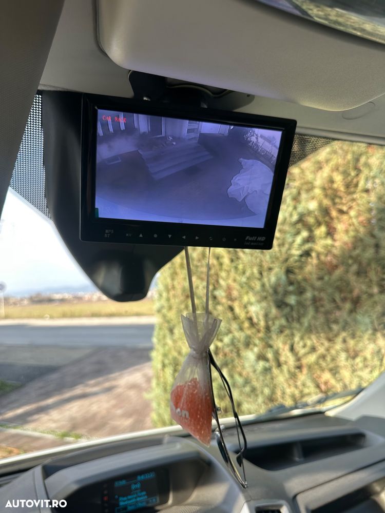 Ford Transit 2,2 - 9