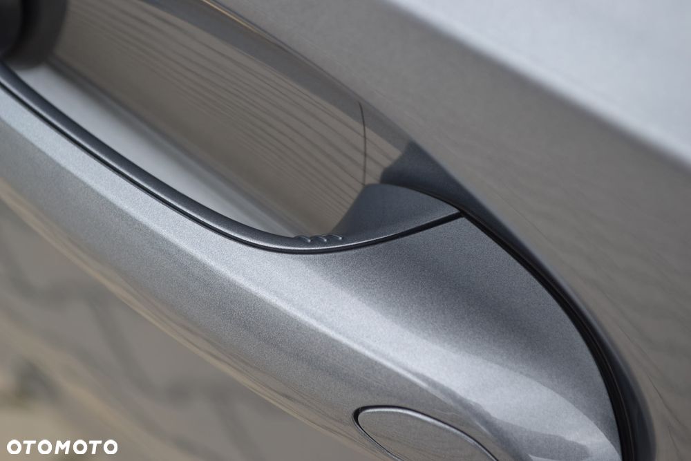 BMW Seria 3 330i M Sport sport - 28