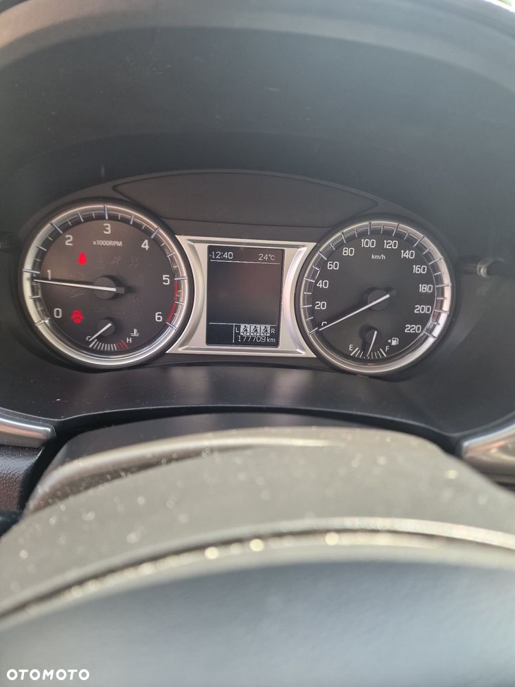 Suzuki Vitara 1.6 DDiS (4x2) Comfort+ - 10