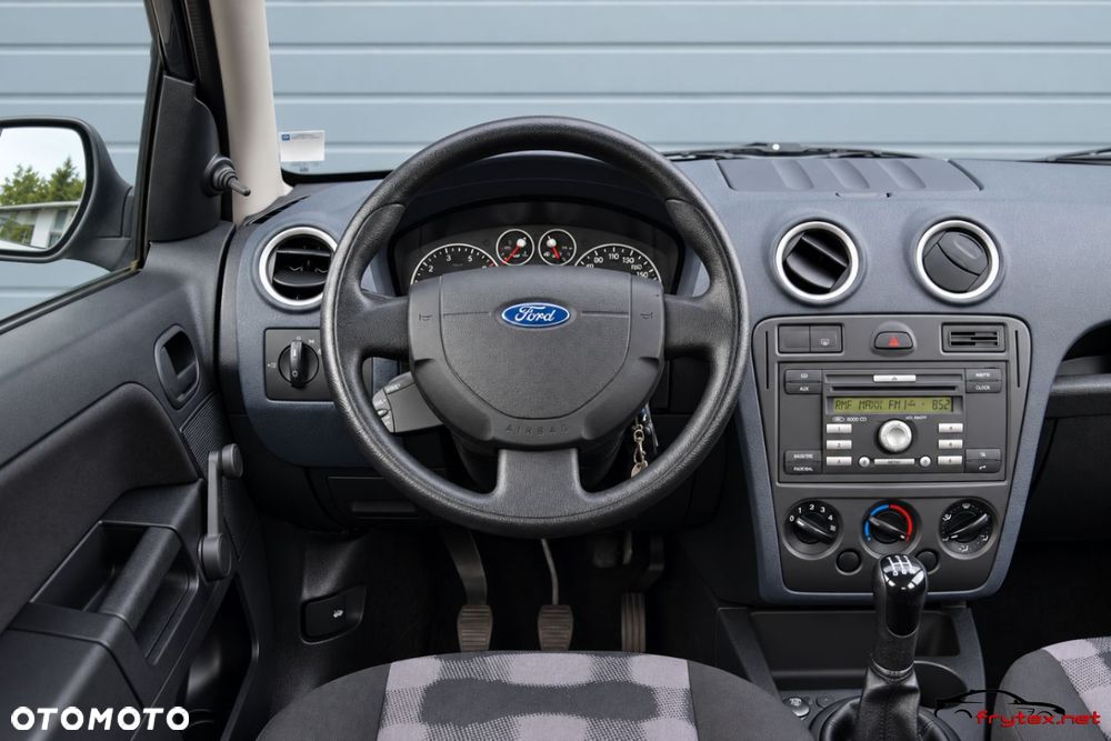 Ford Fusion - 35