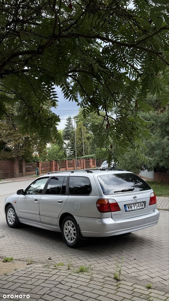 Nissan Primera - 4