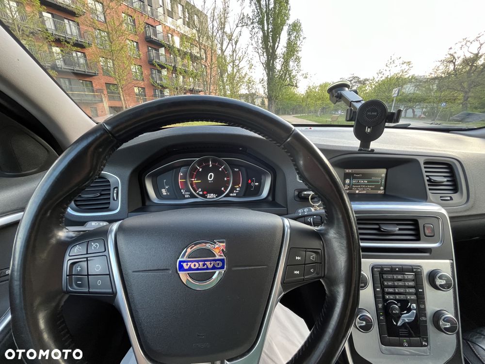 Volvo V60 D4 Ocean Race - 12