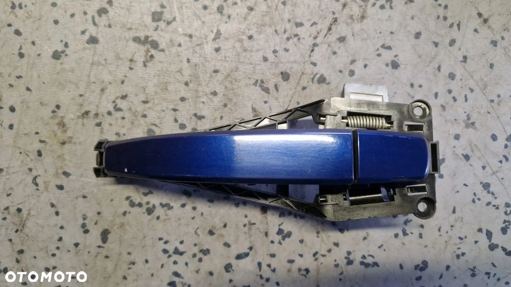 OPEL ASTRA H ZAFIRA B KLAMKA LEWY TYŁ Z21B - 1